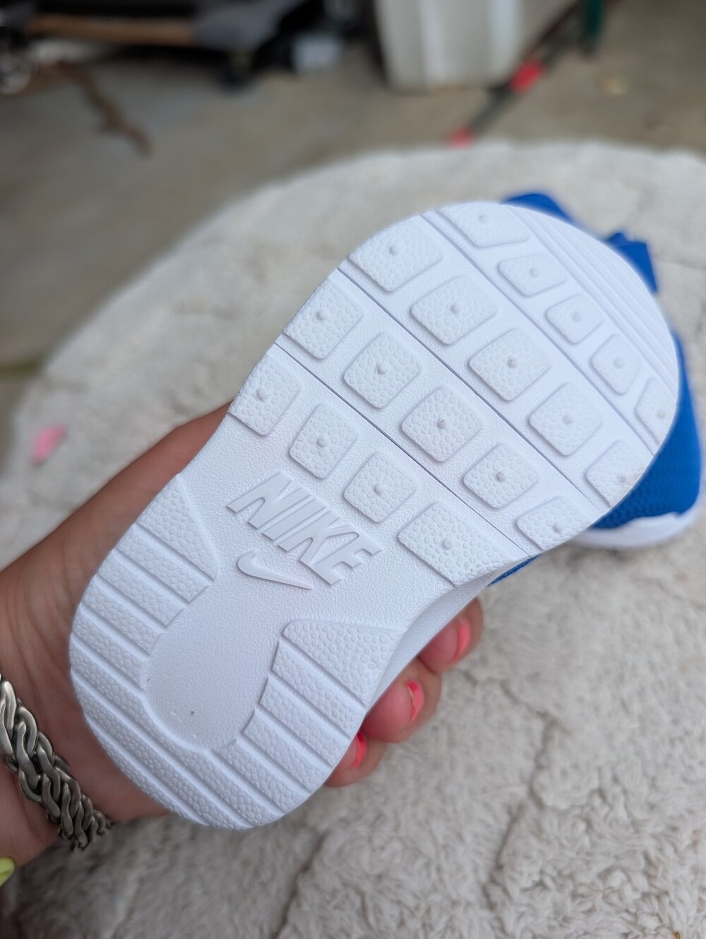 Baby Boys Nike Velcro Blue Sneakers Size 4C - Picture 3 of 4